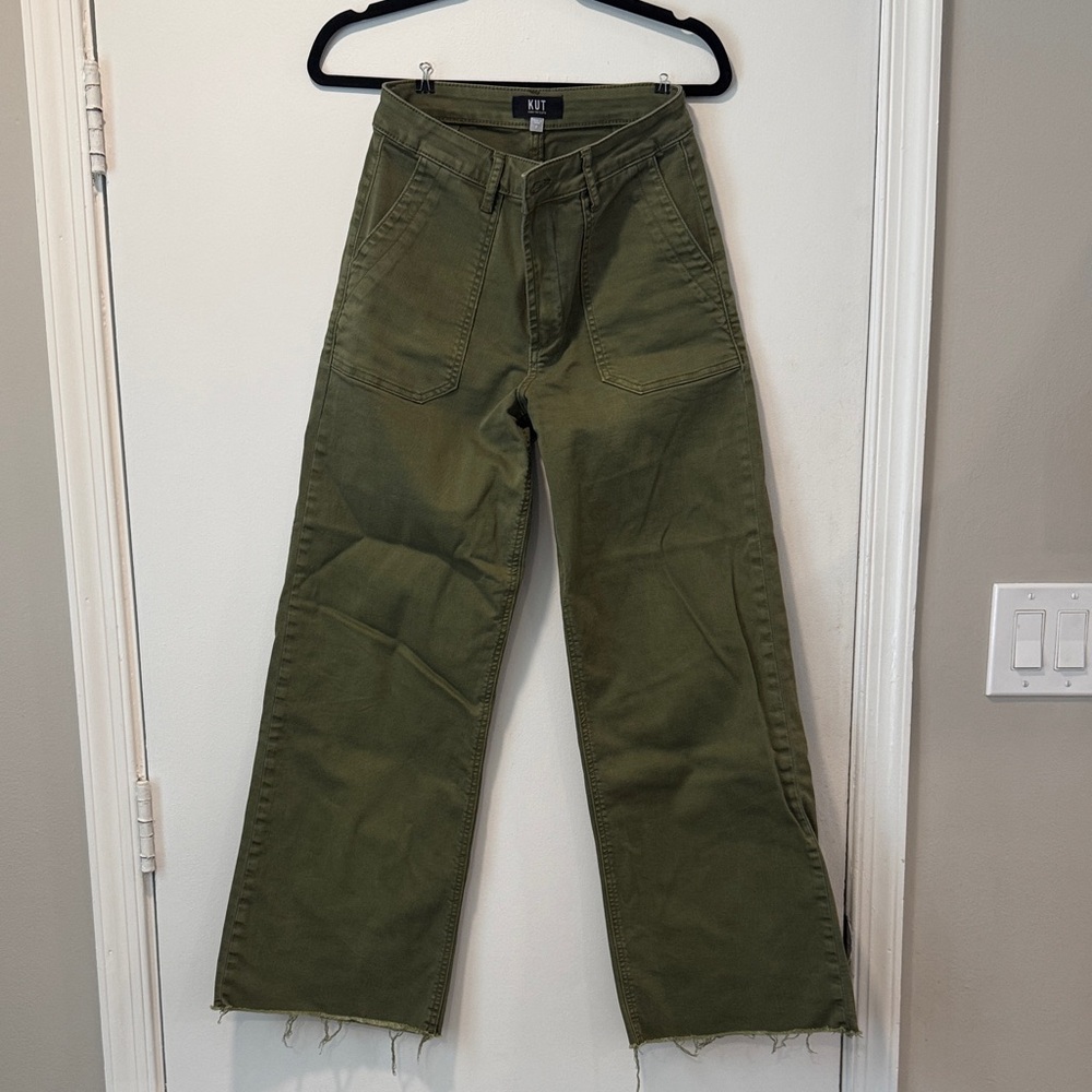 Kut from the Kloth Khaki Pants